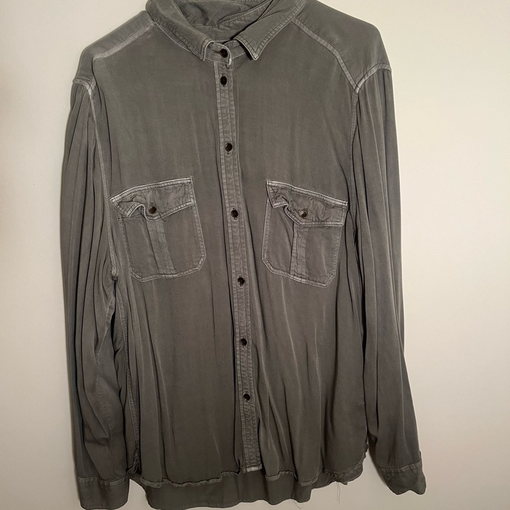 Super Cute Fall Long Sleeve American Eagle Button Up